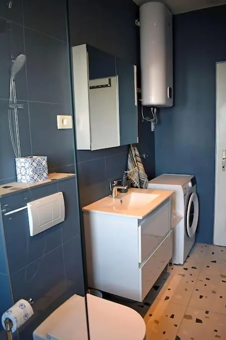 Apartment Mojmir Brodarica